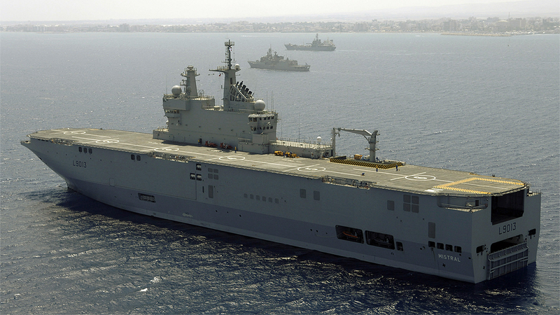 Illustration for article titled Why Is Egypt Buying Two Orphaned Mistral Class Aircraft Carriers From France?